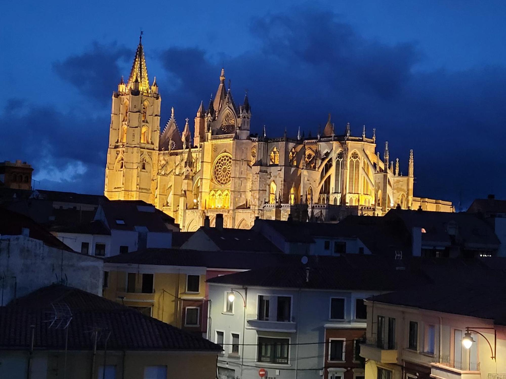 Catedral De Leon II Διαμέρισμα Εξωτερικό φωτογραφία